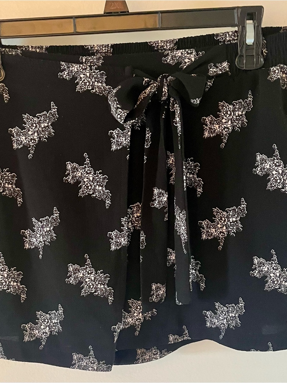 Xhilaration Black Floral Drawstring Waist Skort